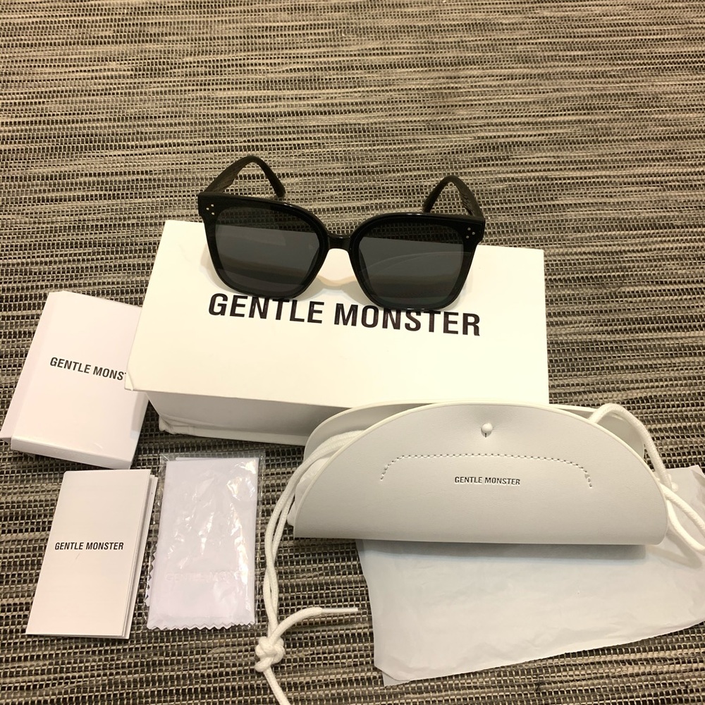 🔥SOLD🔥 GENTLE MONSTER "HER"